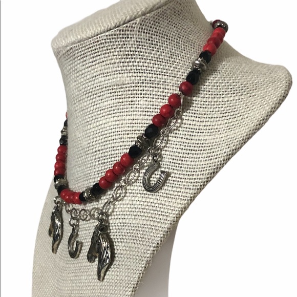 Beaded Western Necklace - Picture 2 of 3